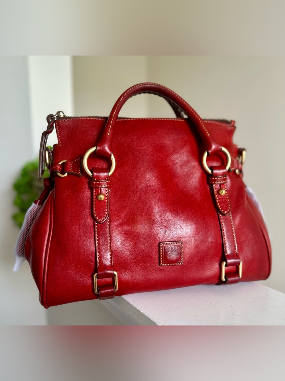 Dooney & Bourke Vintage Red Florentine Satchel EUC - Picture 4 of 15